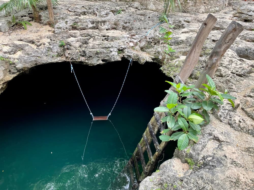 Cueva cenote calavera