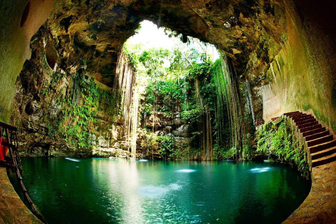 Profundidades cenote Tulum