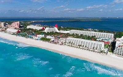 Stopover routes in Cancun hotel