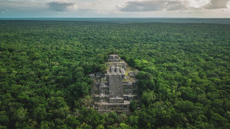 O sítio de Calakmul