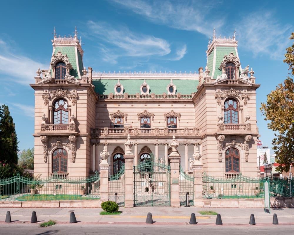 El centro cultural Quinta Gameros en Chihuahua, México