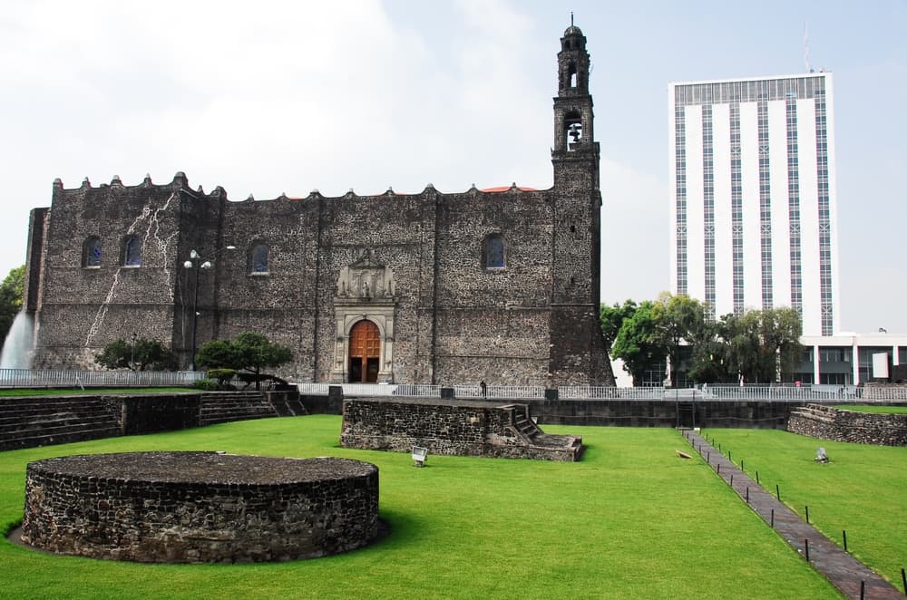 La plaza de las tres culturas en Ciudad de México