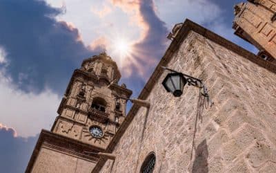 Cielo y catedral de Morelia