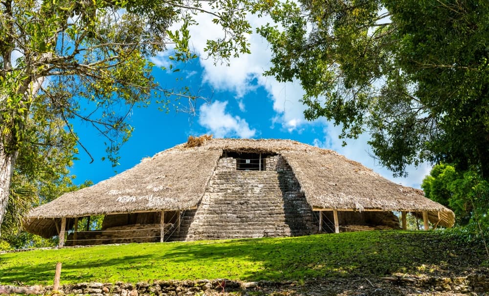 Yacimiento arqueológico Kohunlich