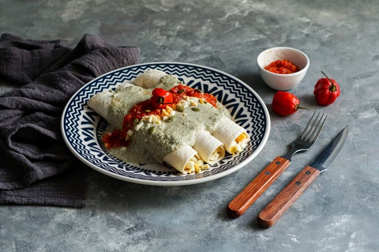 Papadzules plato gastronomía mexicana