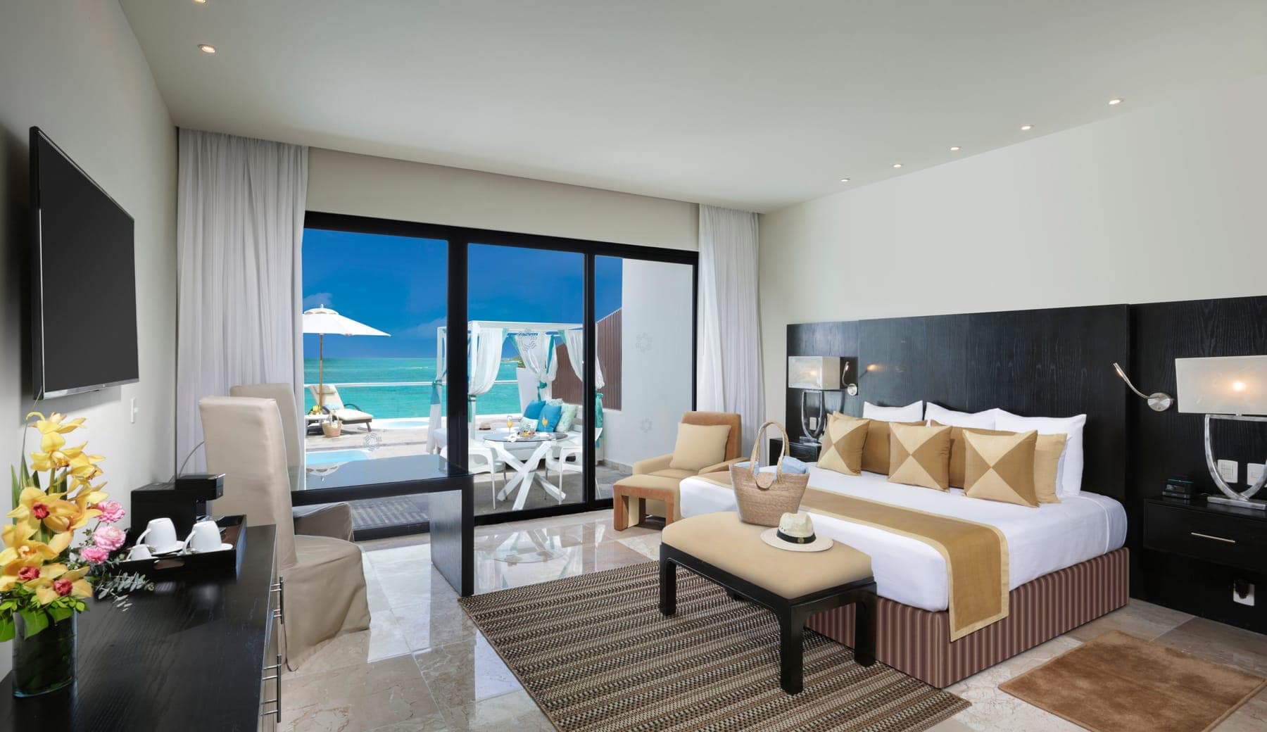 Master Suite at The Sens Riviera (1)
