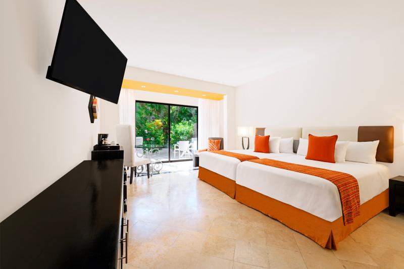 Habitacion Ocean com cama King Size e bela vista no Hotel Grand Oasis Tulum